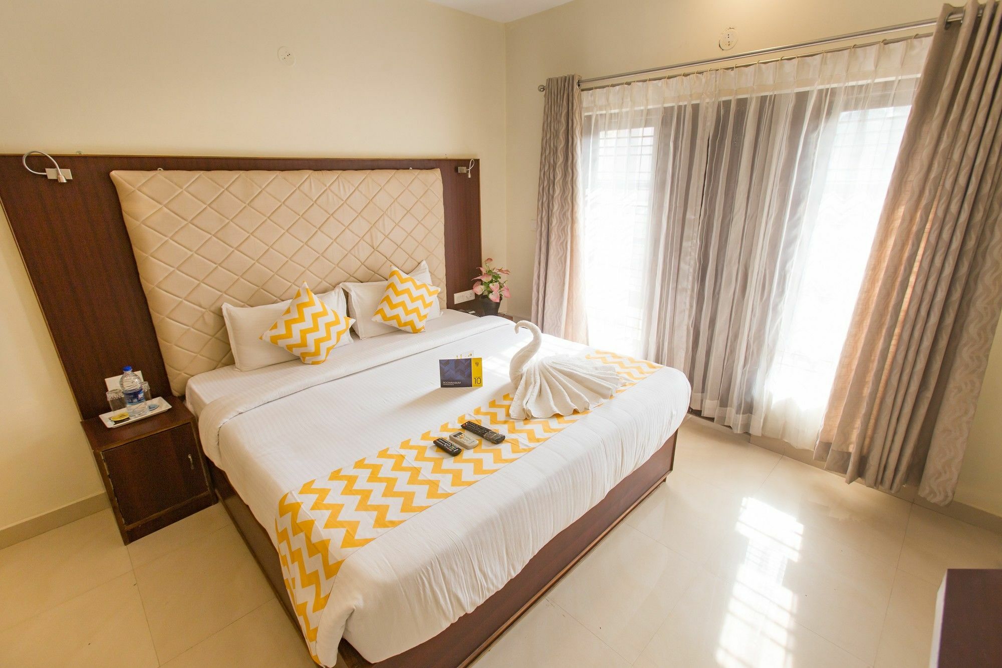 Fabhotel Millenium Stay Indiranagar Bangalore Luaran gambar