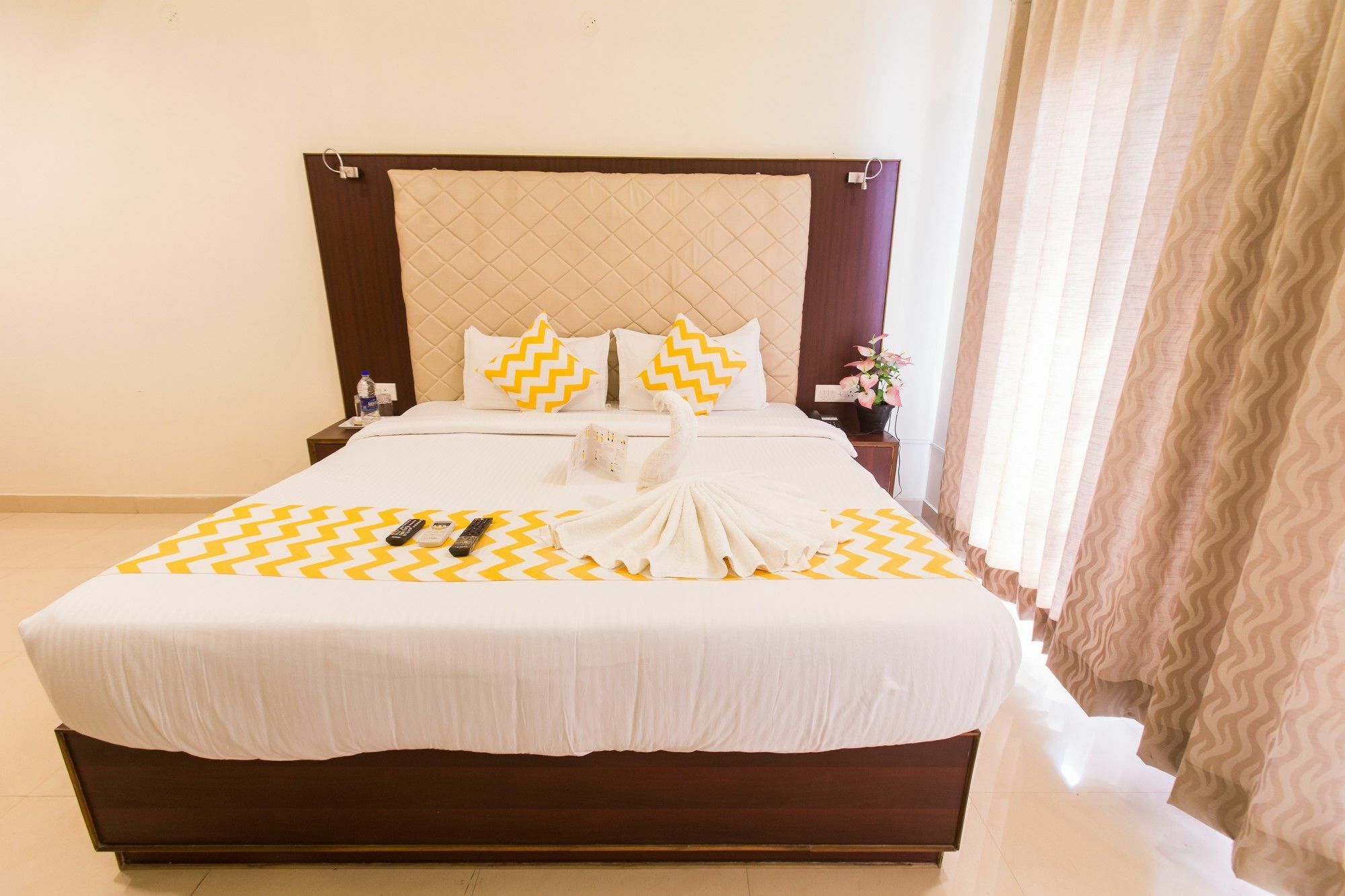 Fabhotel Millenium Stay Indiranagar Bangalore Luaran gambar