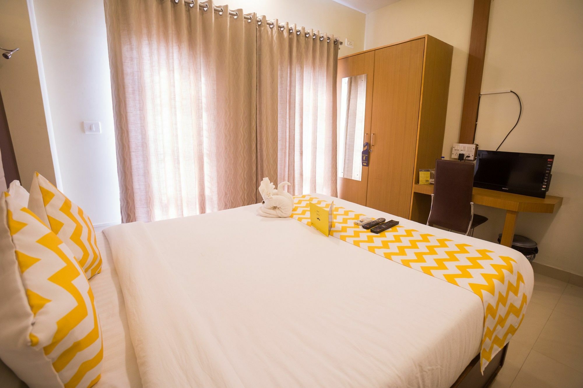Fabhotel Millenium Stay Indiranagar Bangalore Luaran gambar